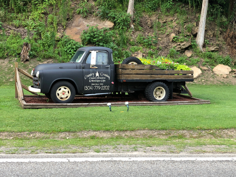 Illustration for article titled More Appalachian vehicles